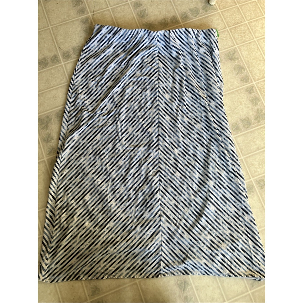 J. Jill Skirt Size XL White Blue Chevron Stripe Modest Knit Skirt Pull On